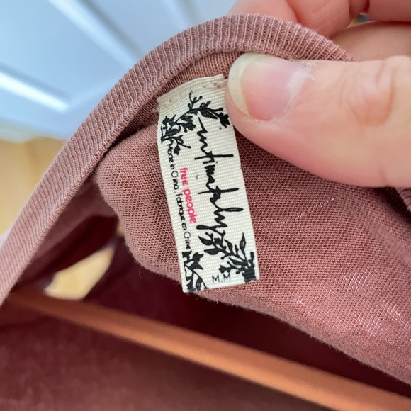 Free people tee body suit in a terracotta color - Picture 3 of 3